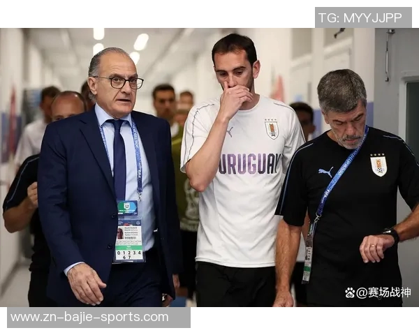 意媒报道小孔塞桑因旧伤复发半场被替换下场引发关注